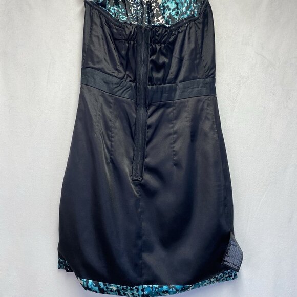 GUESS Satin Strapless Pleated V-Notched Mini Dress Women Size 6 Black Multicolor - Picture 16 of 16